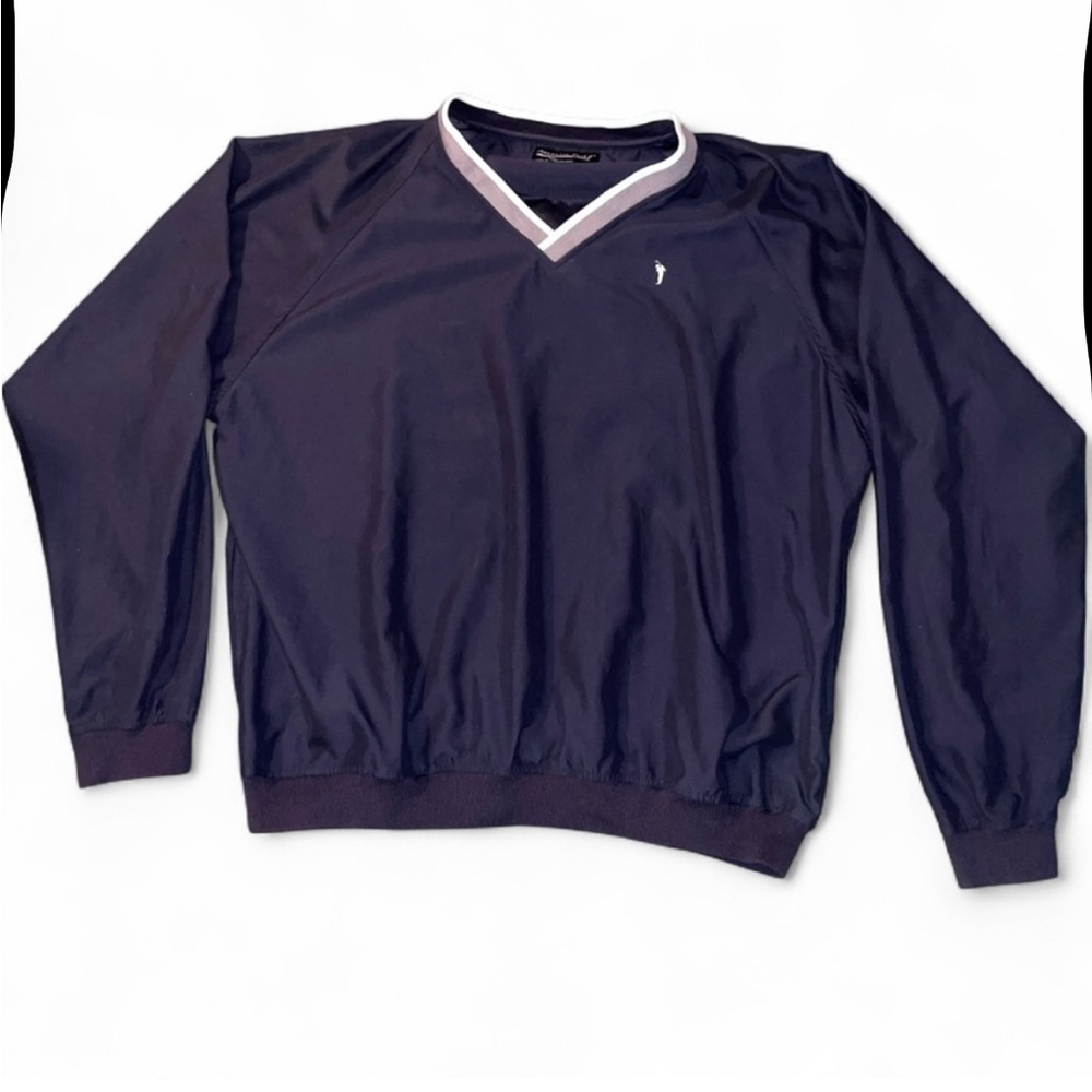 Classic V-Neck Sweater in Deep Blue